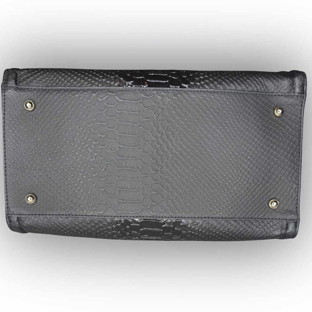 Elegant Brahmin Black Harkness Caroline Satchel with Gold Accents - Picture 6 of 12